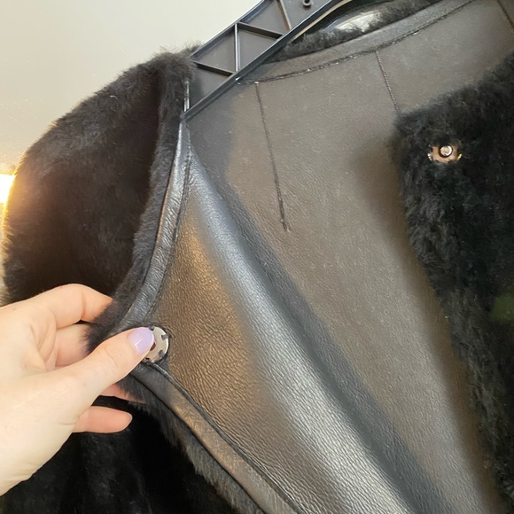 Pologeorgis Black Shearling Reversible Coat $2,900+ retail ! - Picture 7 of 12